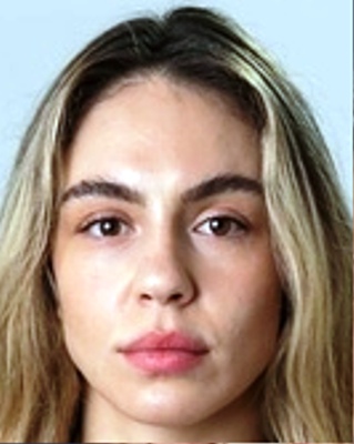 Nicolle Caliari