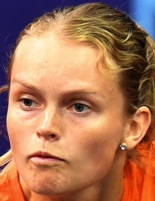 Sanne de Hoop Sanne de Hoop