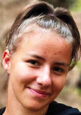 Eszter Dorka Finak