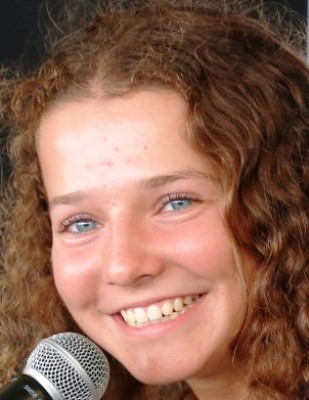 Eve Thibault Eve Thibault