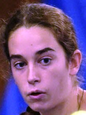 Justine Bretnacher Justine Bretnacher
