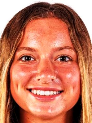 Mia Robinson