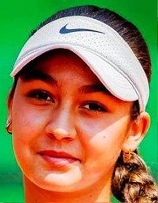 Nadine Hamrouni Nadine Hamrouni