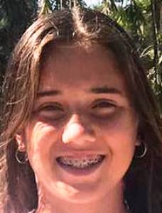 Candela Aparisi Gonzalez-Vallarino