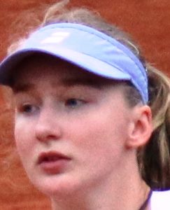 Julia Traub