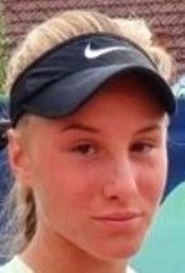 Karolina Krajmer Karolina Krajmer