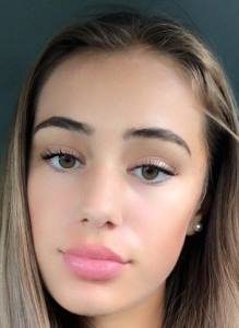 Nicol Benesova